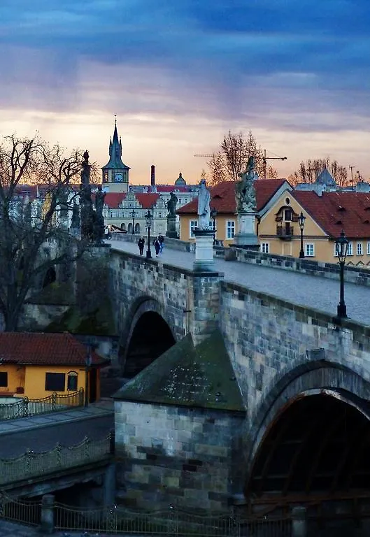 Rezidence Lundborg Hotel Prague 4*,